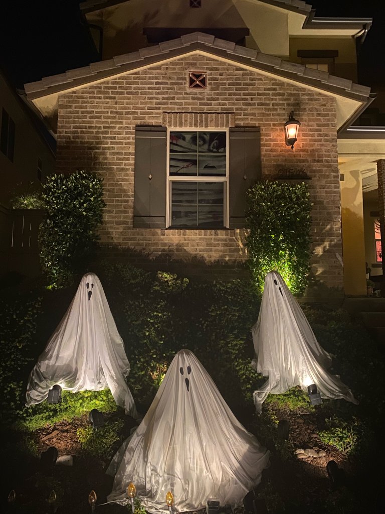 Best Halloween Decorations in San Diego for 2025